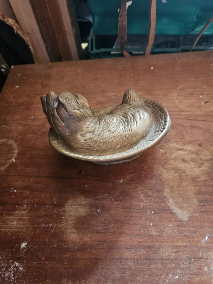 Vintage Brass Terrier in a Basket - Image 2