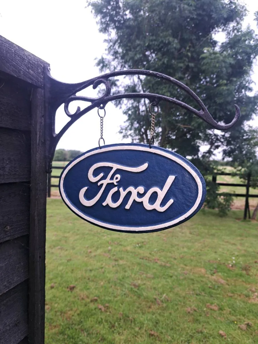 Ford hanging cast iron sign - Image 2