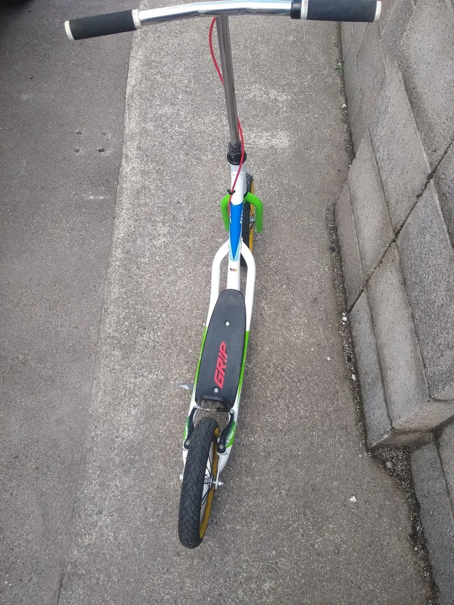kids scooter - Image 4
