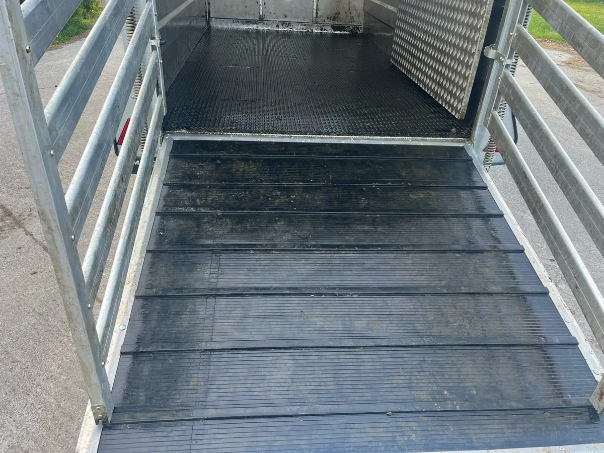 12ft m tec cattle box - Image 3