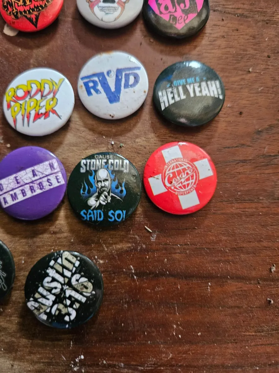 Badges - Image 2