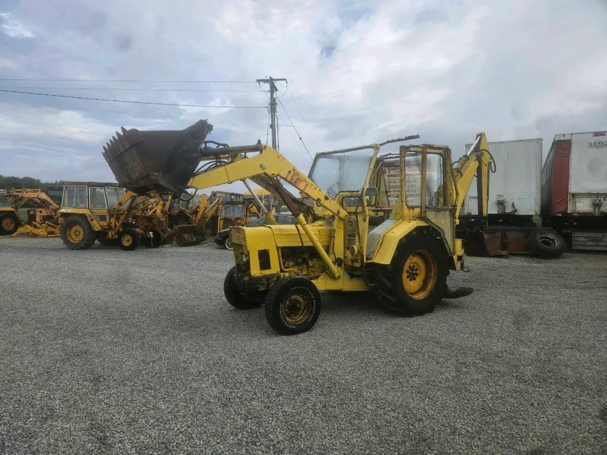 Ford 4550  digger - Image 3