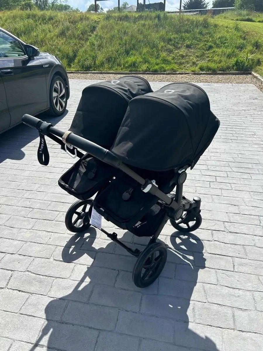 Bugaboo Donkey 5 twin - Image 2
