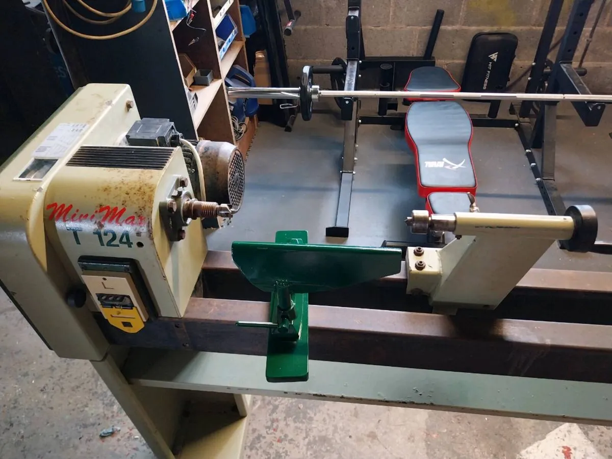Woodturning Lathe - Image 1