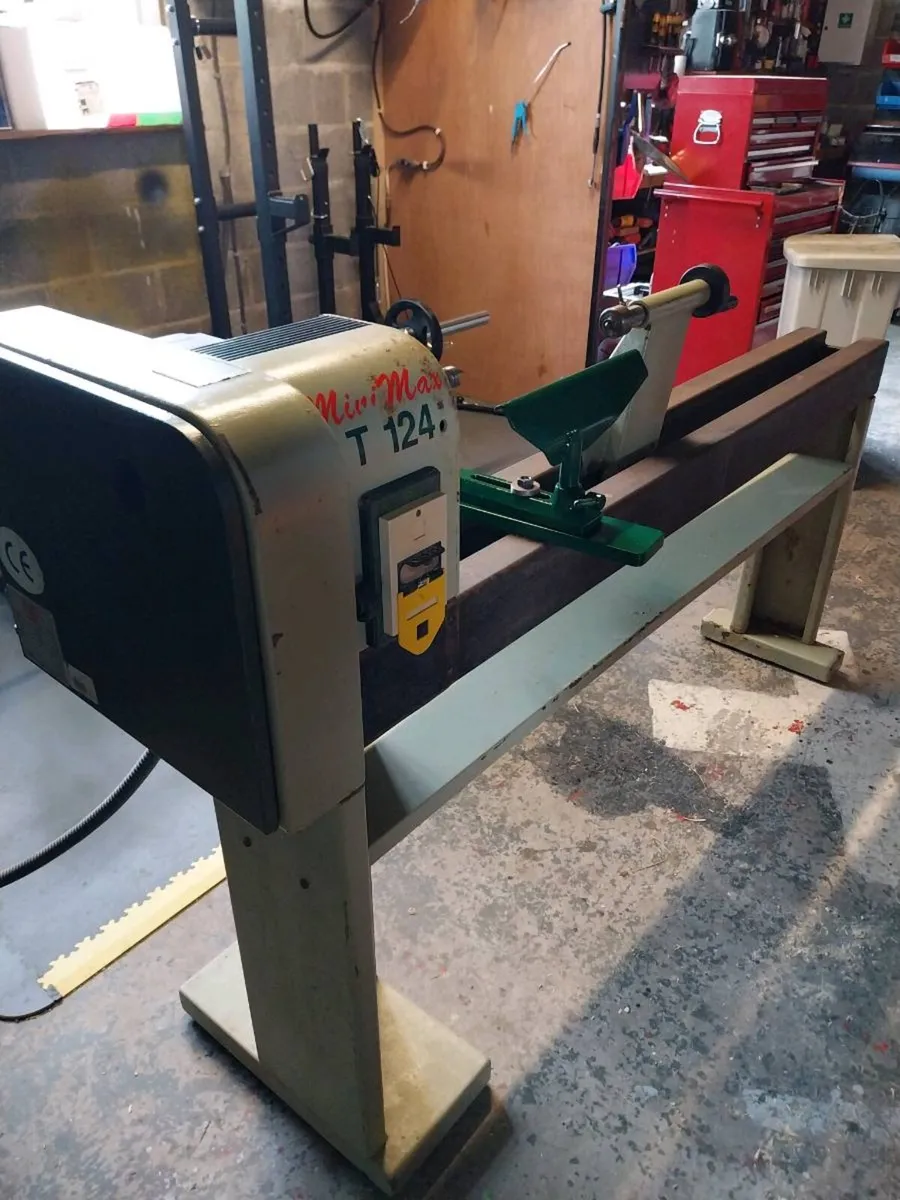 Woodturning Lathe - Image 4