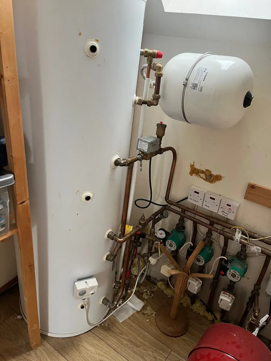 Firebird Enviromax 26 Oil Boiler + Oil Tank + Hot - Image 2