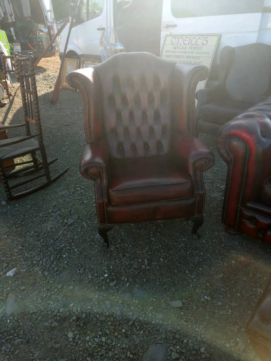 Quality chesterfield items - Image 3
