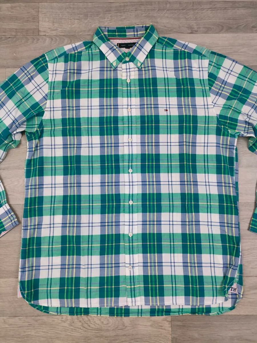 Tommy Hilfiger Button Down Check Shirt Mens XL - Image 2