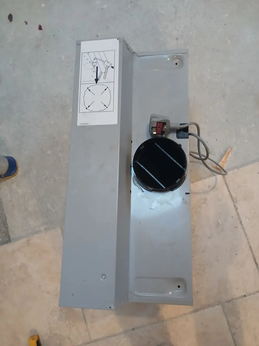 Kitchen Extractor - Image 1