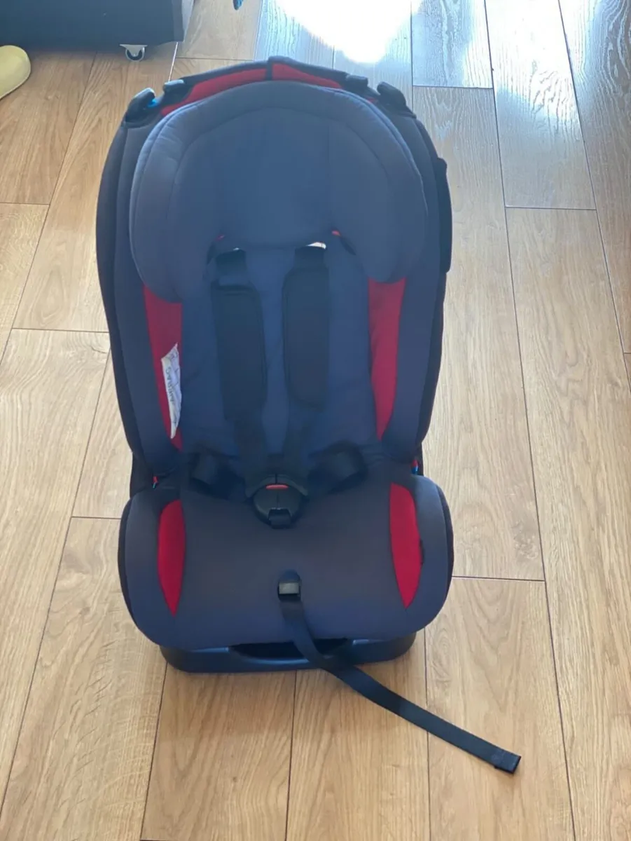 Halfords Car Seat for sale - Image 1