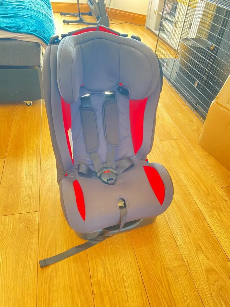 Halfords Car Seat for sale - Image 2