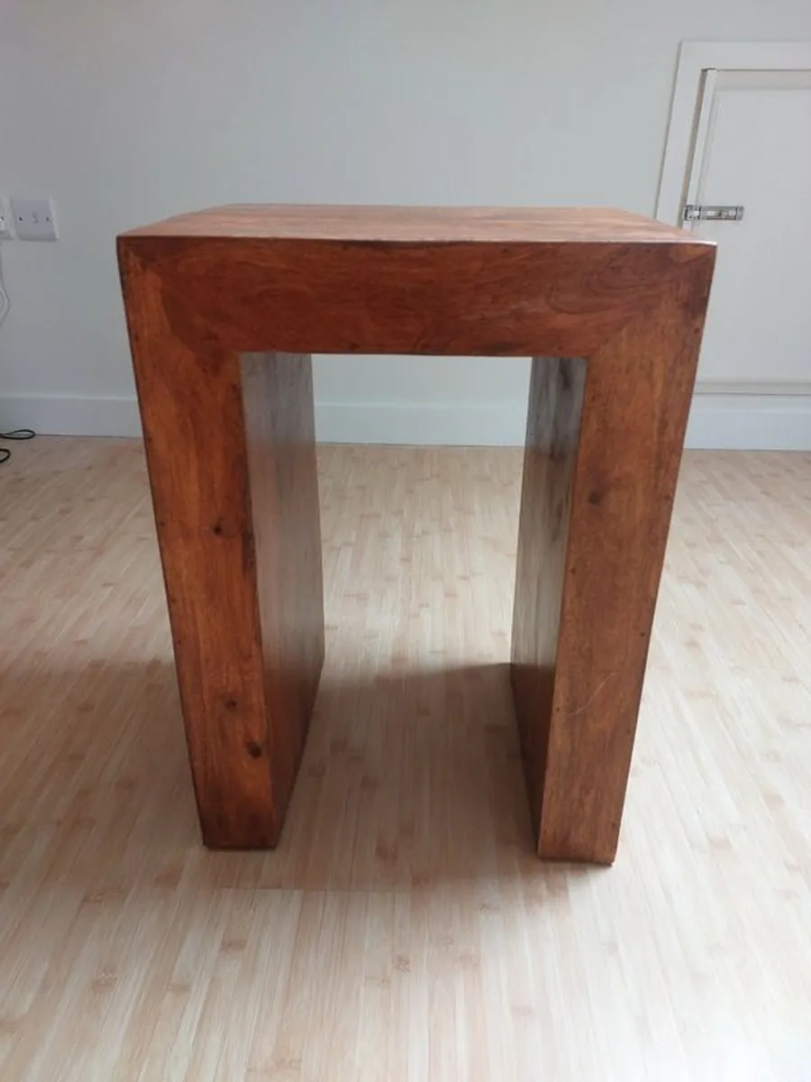 Pair of wooden side tables - Image 2