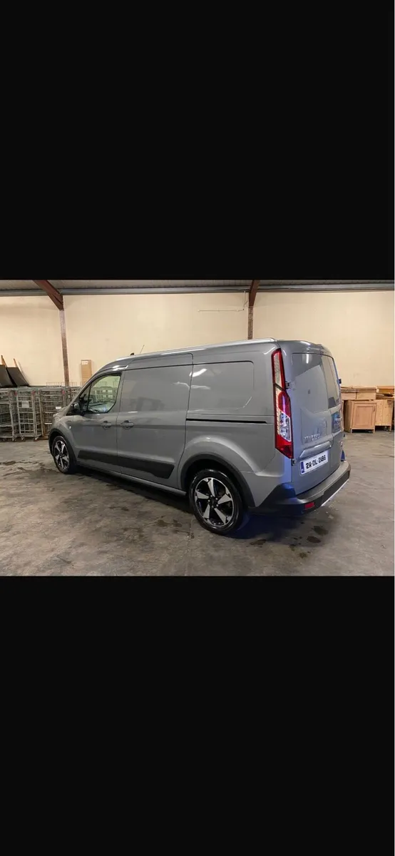 2021 Ford Transit Connect Auto (LWB) - Image 4