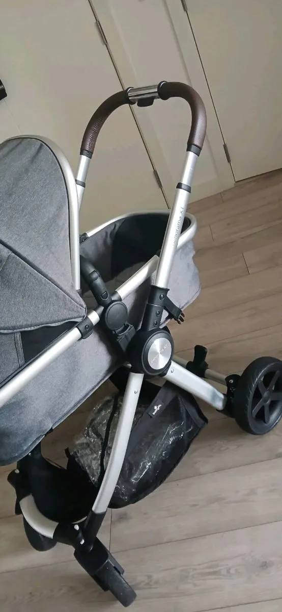 pram - Image 3