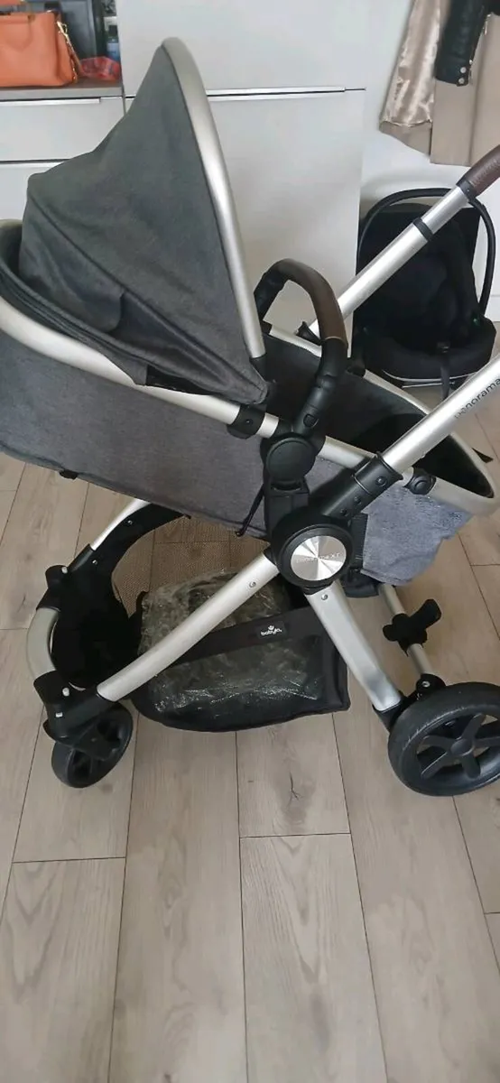 pram - Image 4