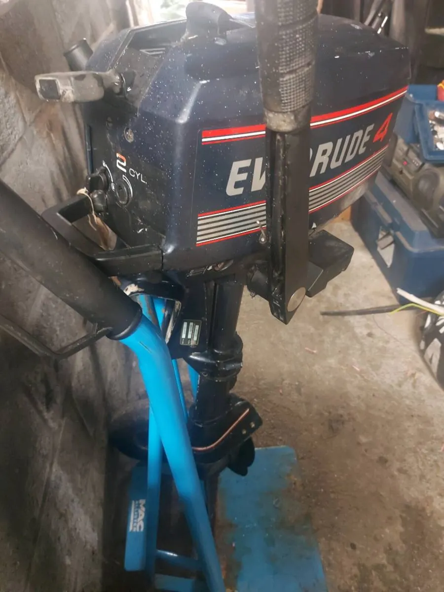 Boat engine - Image 3
