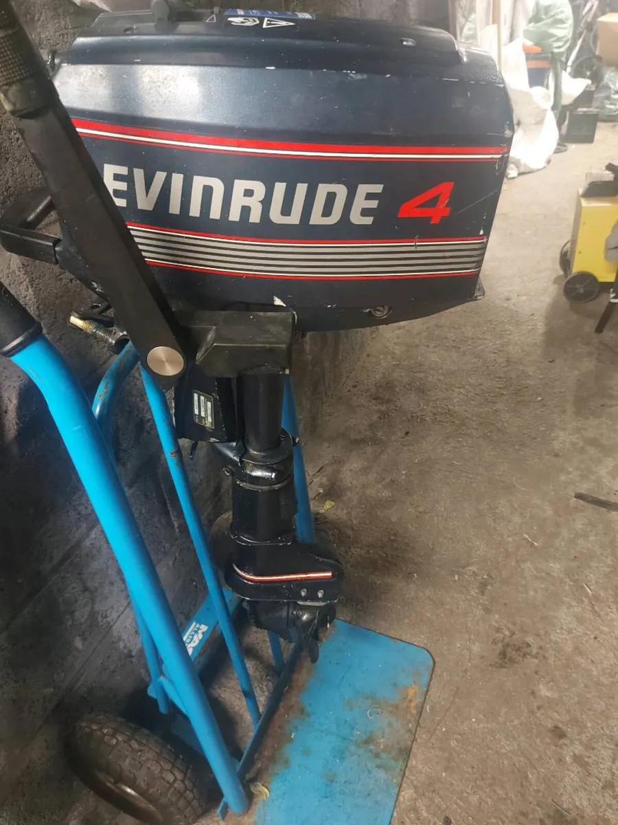 Boat engine - Image 1
