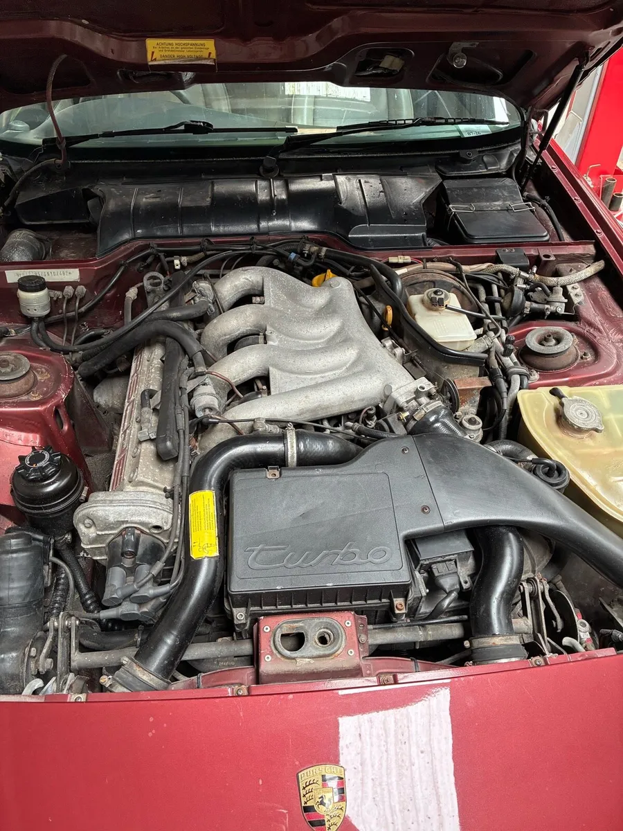 1986 Porsche 944 Turbo - Image 4