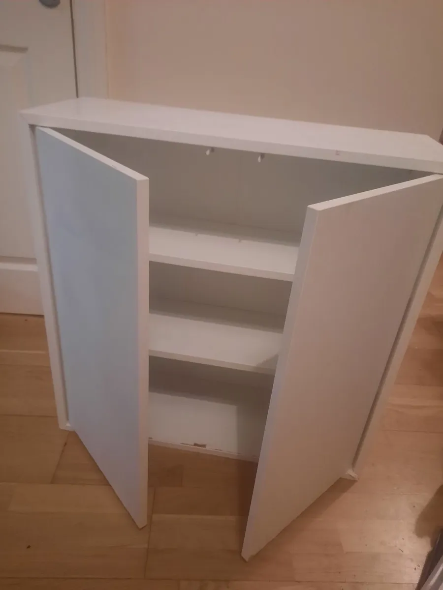 Cabinet - Image 2