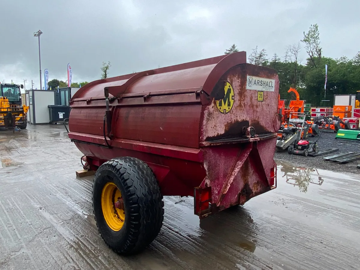 Marshall 7.5 Cubic Yard Dung Spreader - Image 4