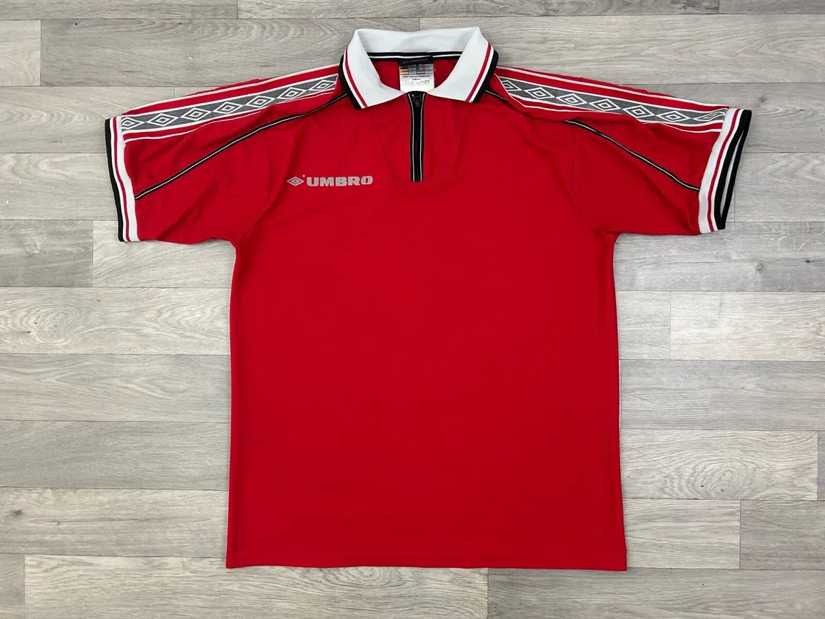 Vintage 1998 Umbro Manchester United Template Top - Image 1