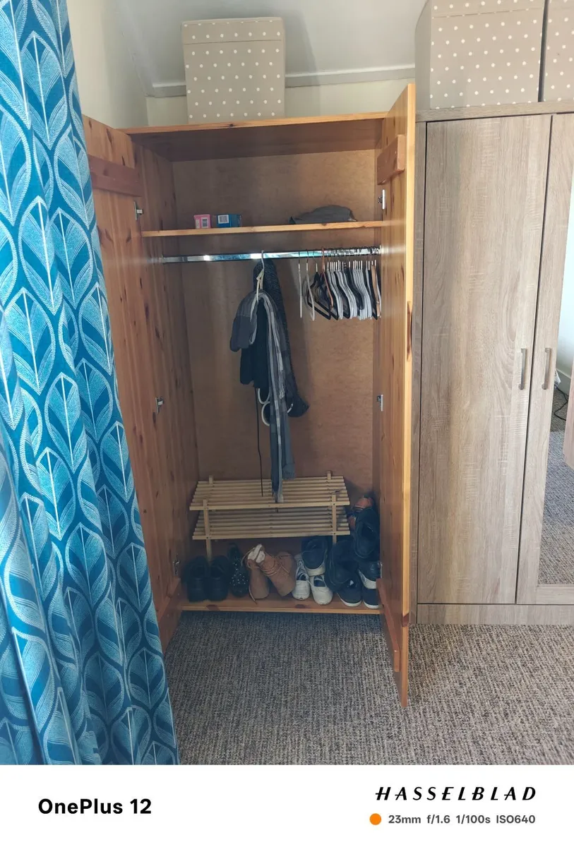 Free Wardrobe good condition - Image 1