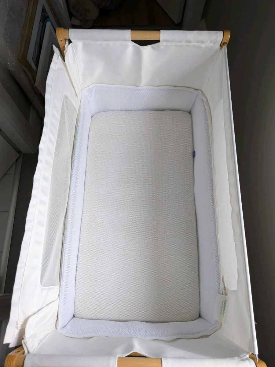 SnuzPod 4 Bedside Crib - Natural / Co-Sleeper - Image 3