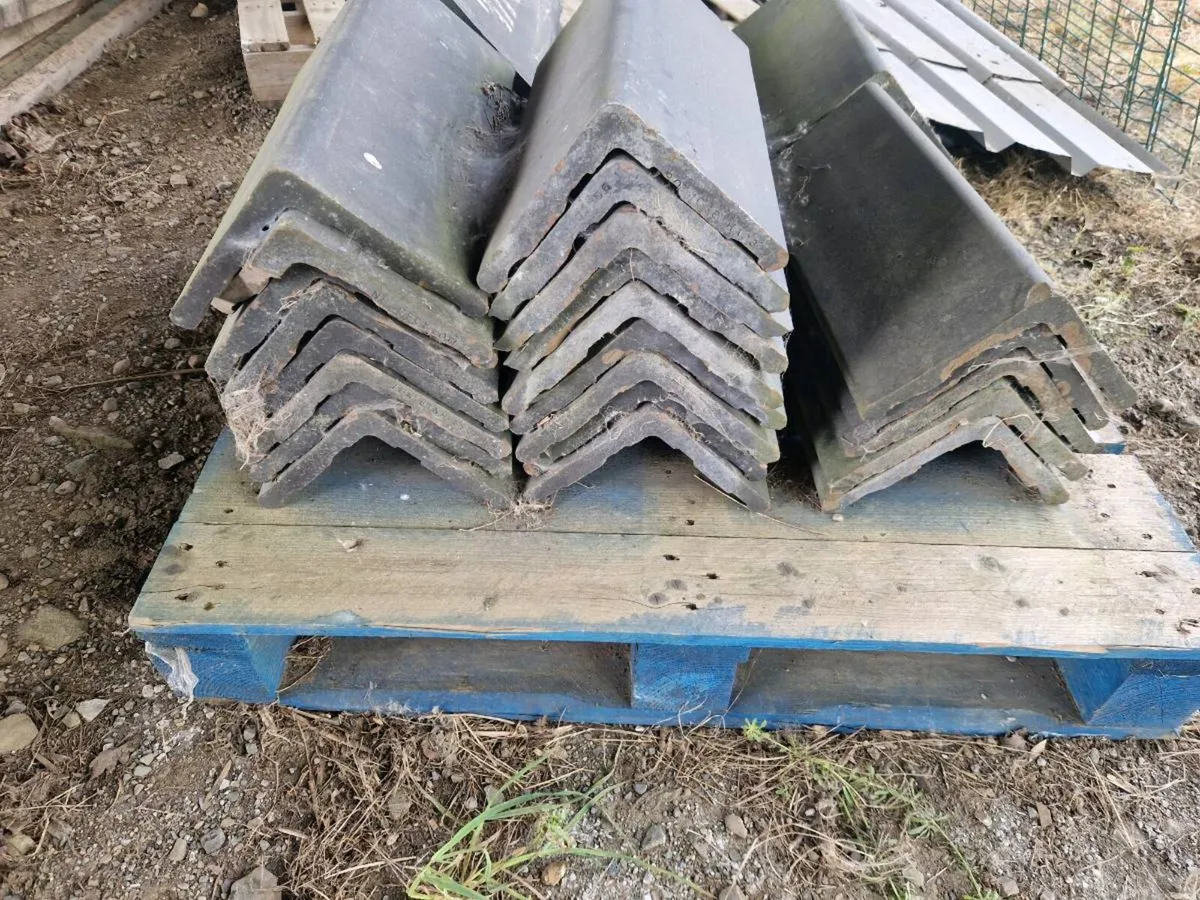 Ridge tiles - Image 1