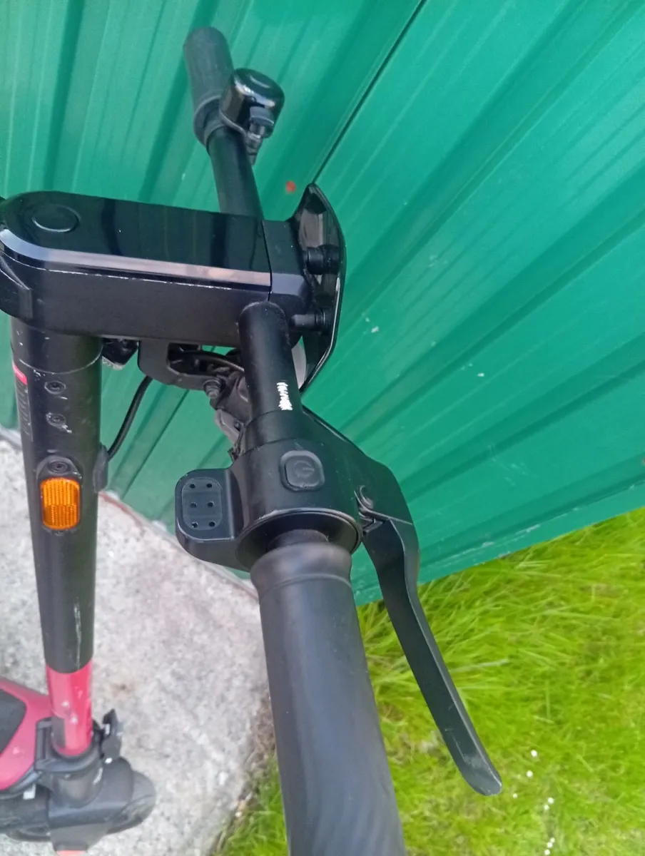 Electric scooter - Image 2
