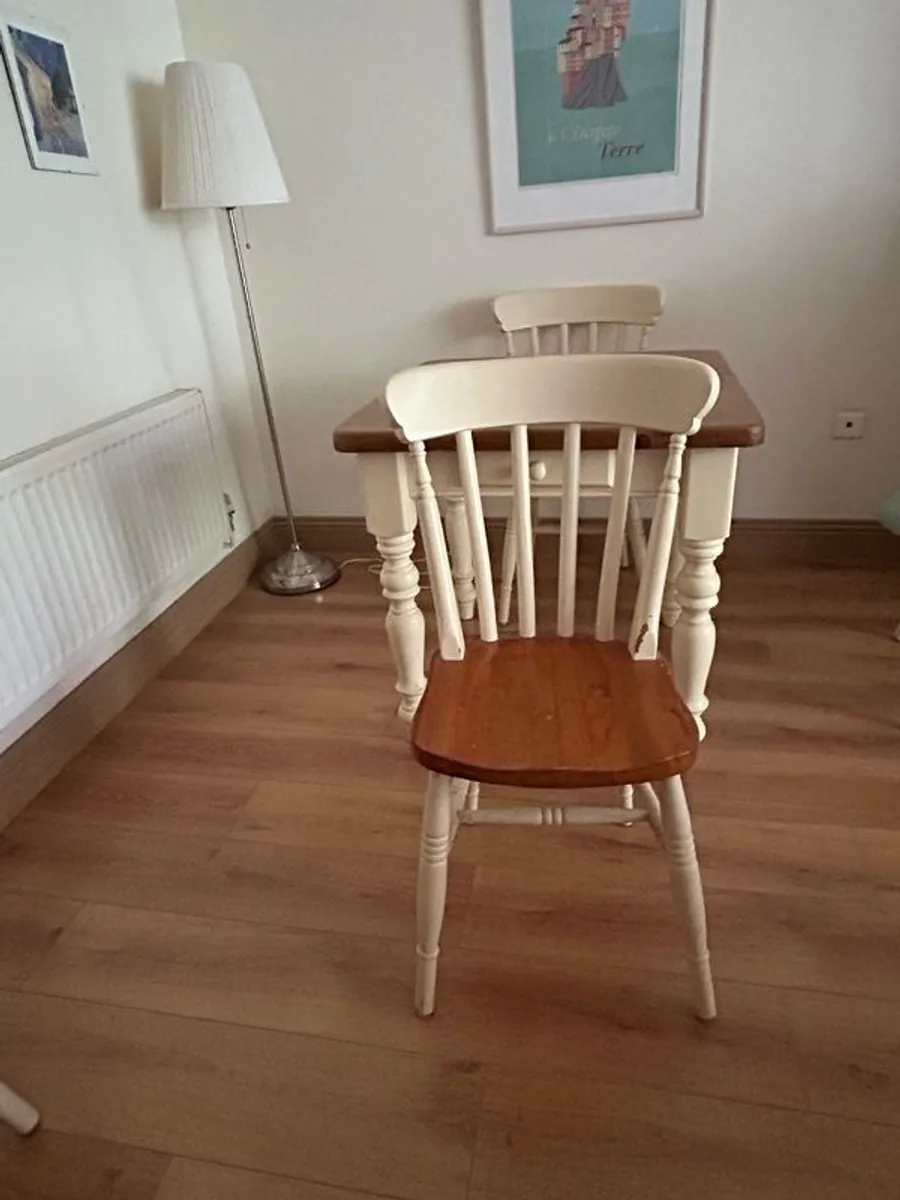 Dining table and 4 chairs - Strawbridge - Image 2