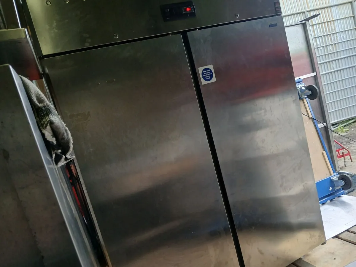 Staneless steel commercial fridge delivered - Image 2