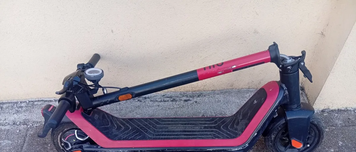 Electric scooter - Image 4