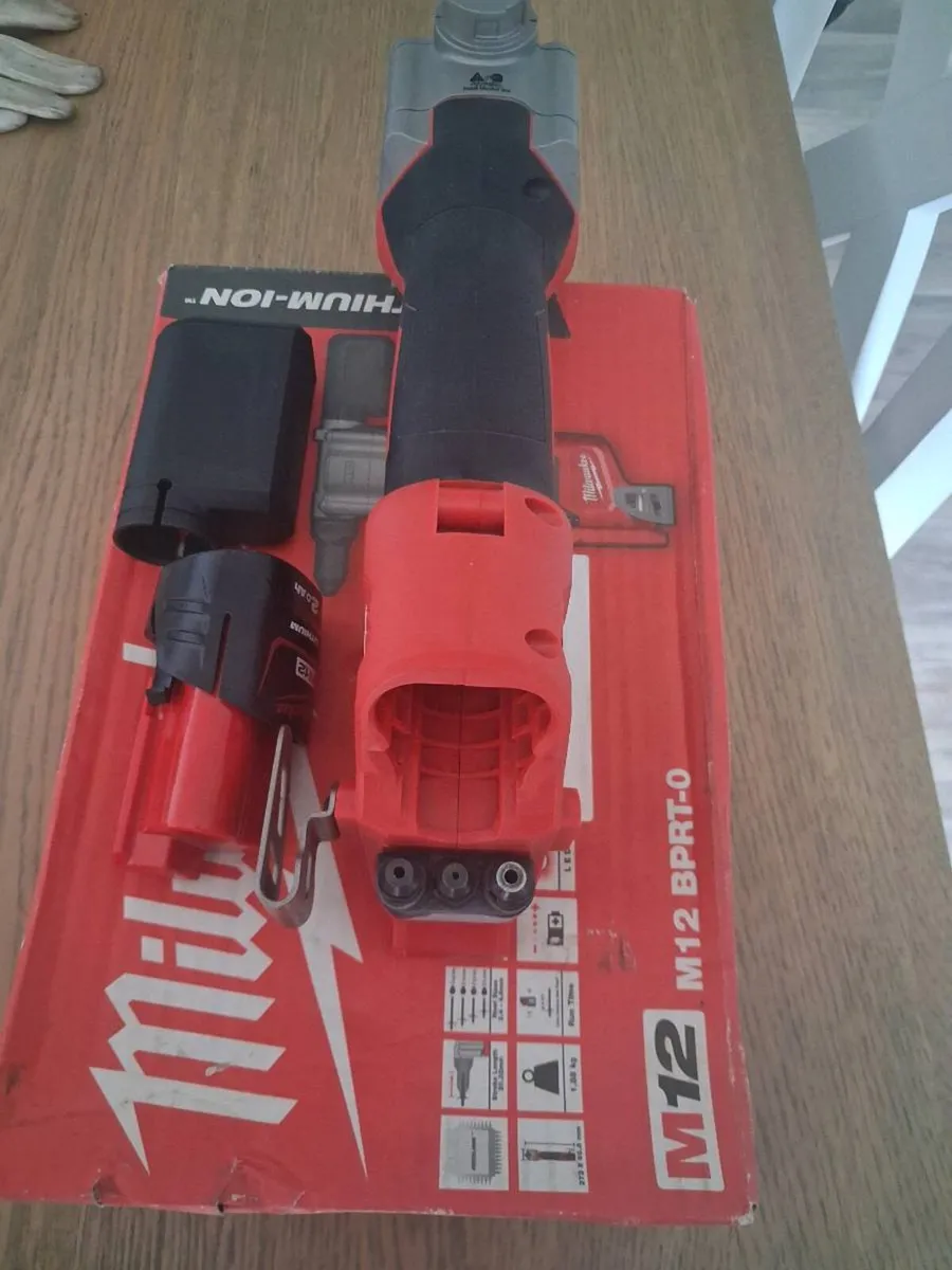 Rivet gun - Image 1