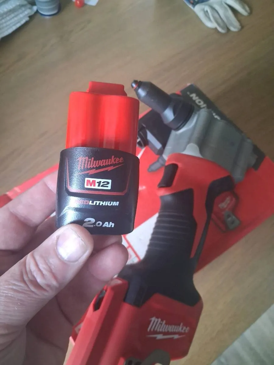 Rivet gun - Image 2