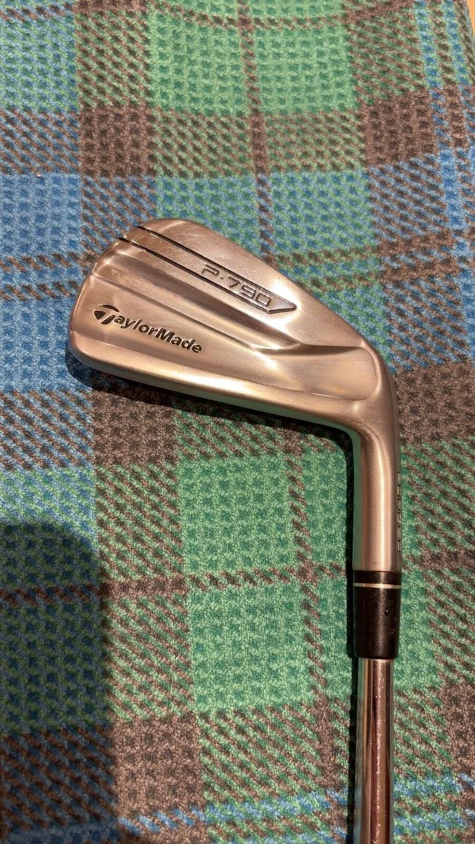 Taylormade P790 4 Iron - Image 1