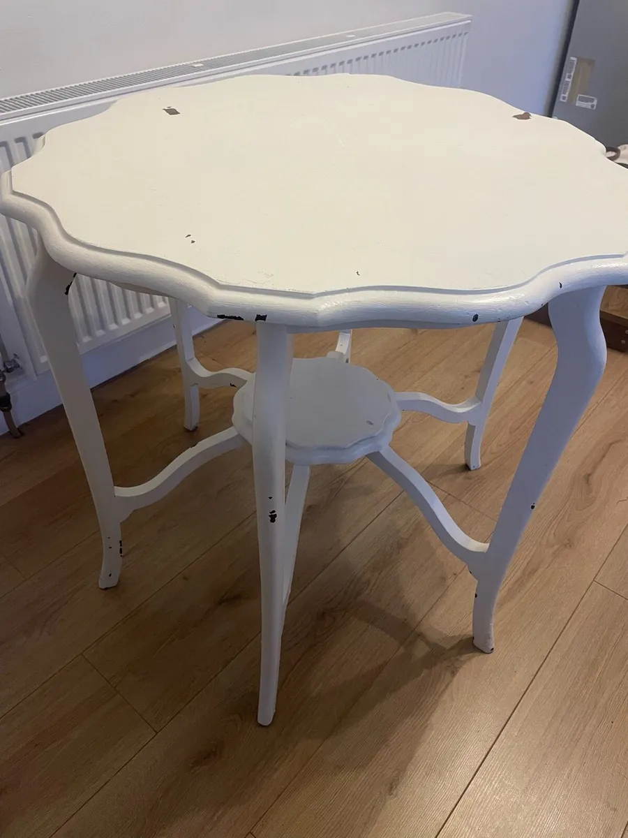Small table - Image 1