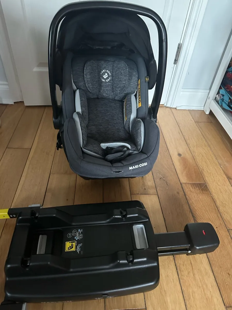 Baby items - Image 1