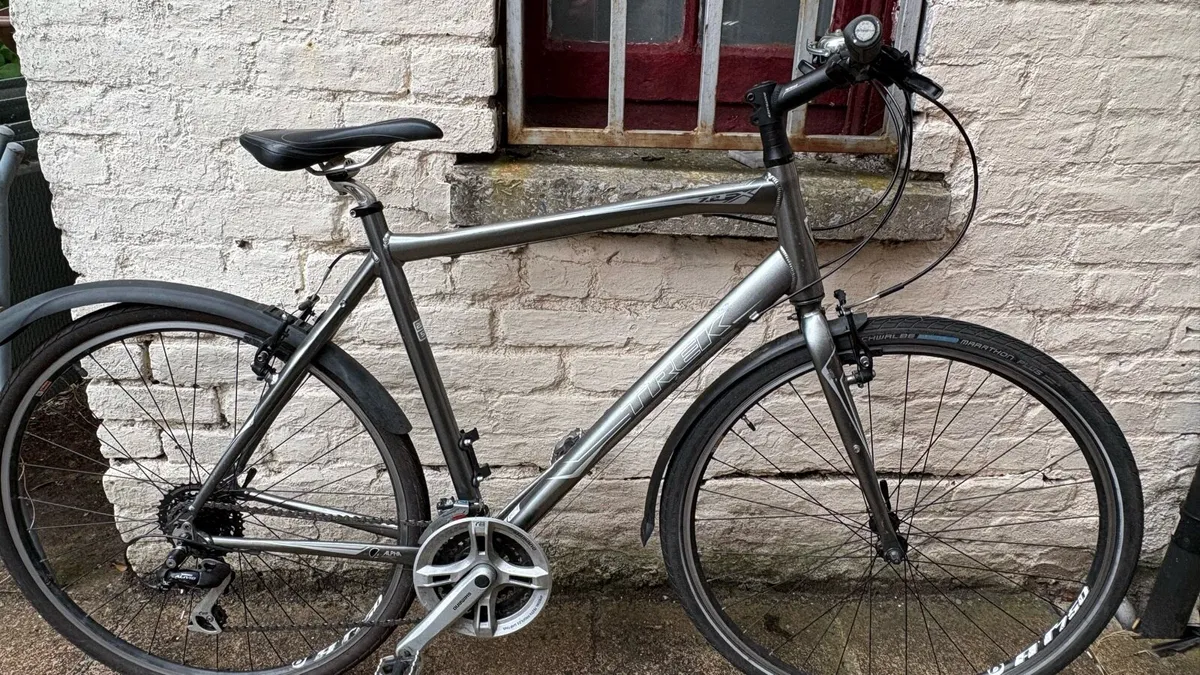 Trek 7.2 FX - Image 1