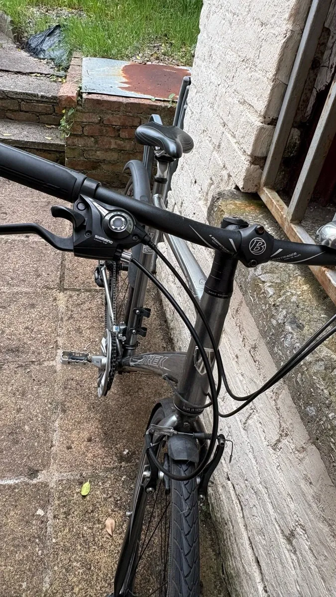 Trek 7.2 FX - Image 2
