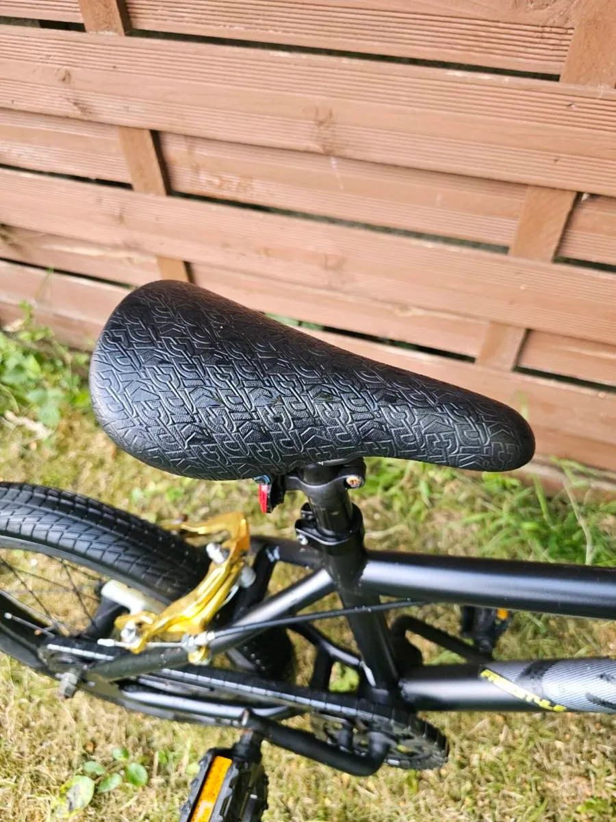 16 inch kids bike. - Image 3
