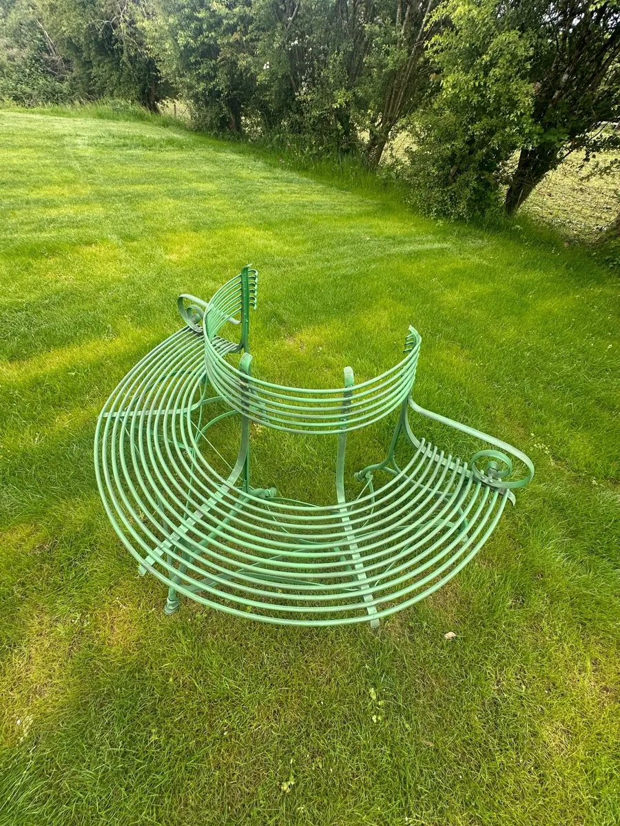 Arras Tree Bench and More - Image 4
