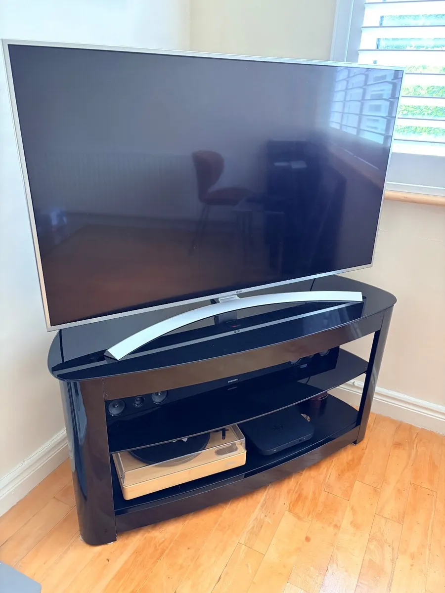 Black TV stand (43" TV) with shelves - Image 2