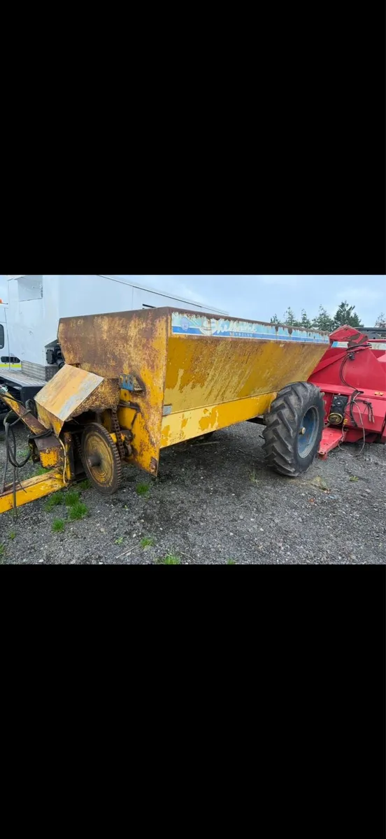 Shelbourne Reynolds spreader - Image 1