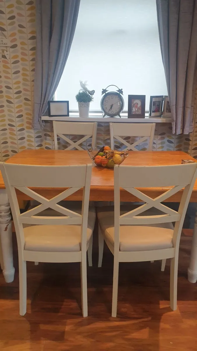 Free table and chairs - Image 1