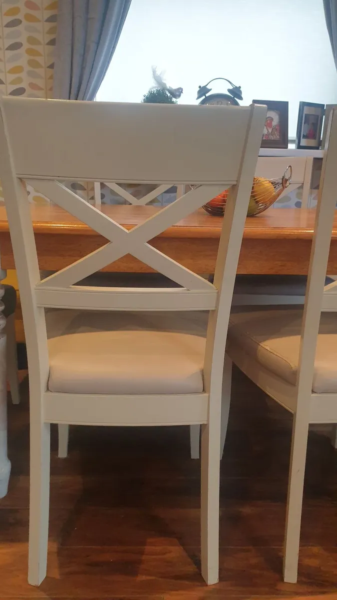 Free table and chairs - Image 2