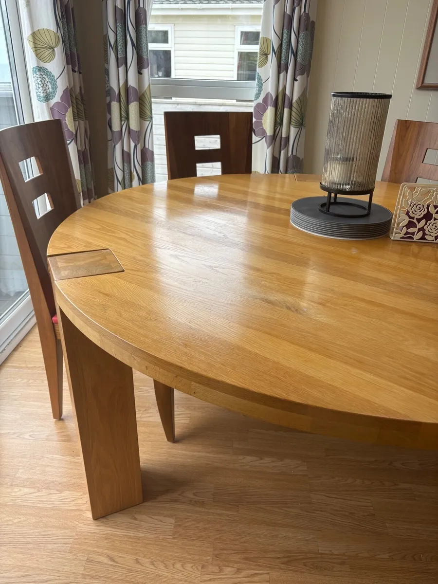 Dining table round - Image 1