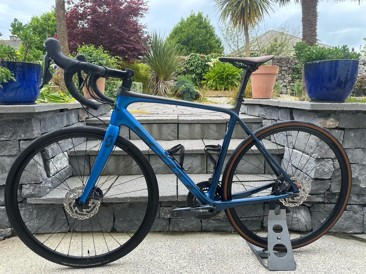 Scott Addict Road Bike 2021 - Image 2