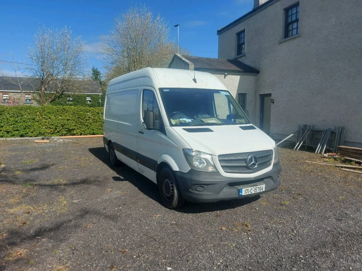 314 Mercedes Sprinter MWB 2017 - Image 1