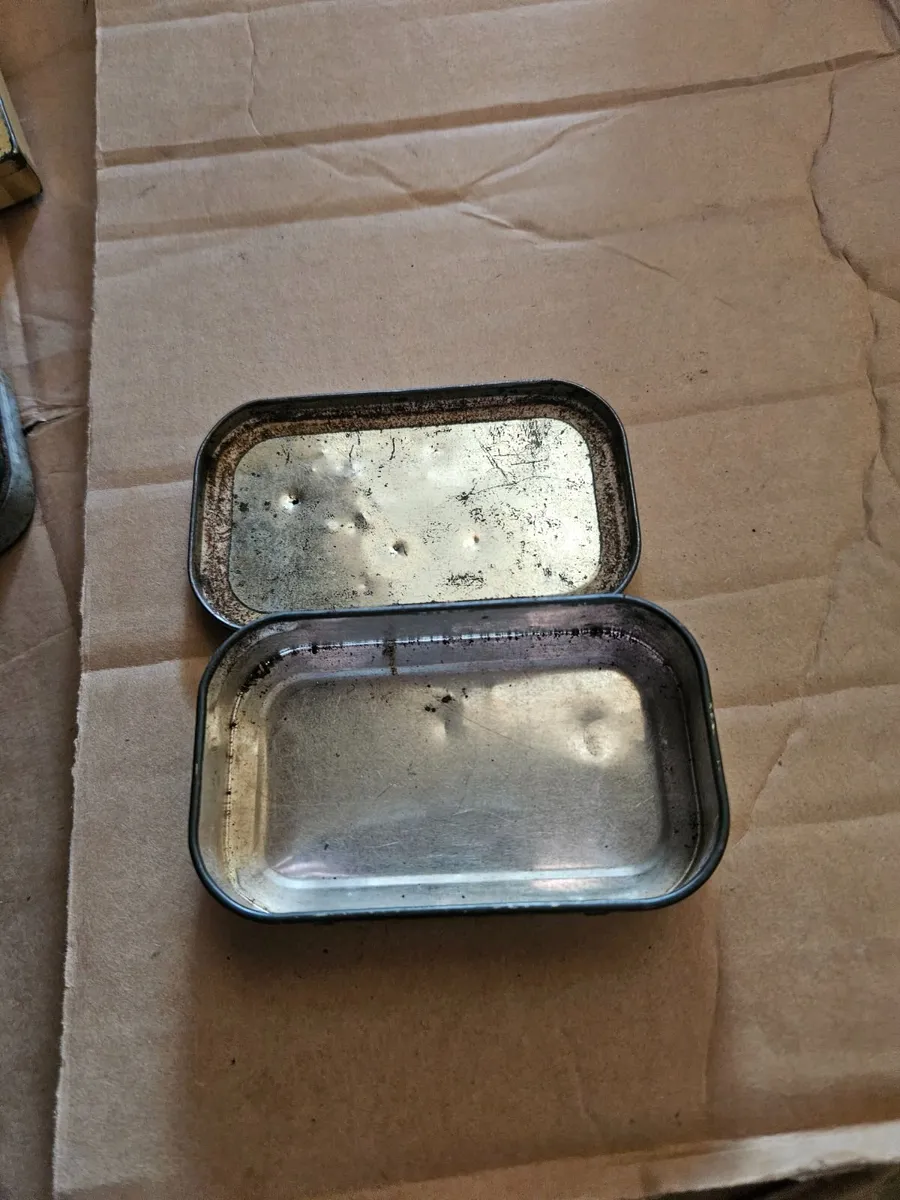 Vintage St Bruno Tobacco Tin - Image 2