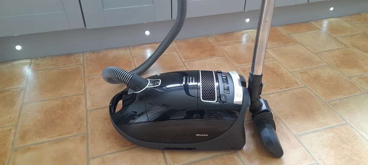 Miele vacuum/Hoover cleaner - Image 1